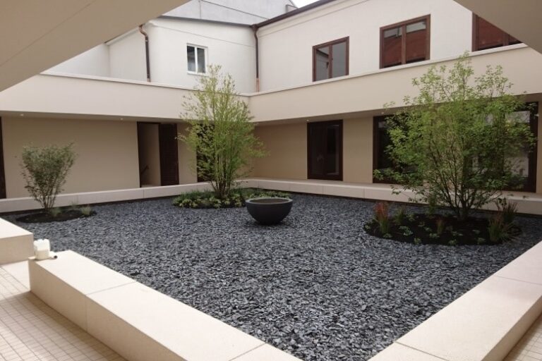 E81610FC-D6CE-44D9-8644-56CD7A336C34_1_201_a